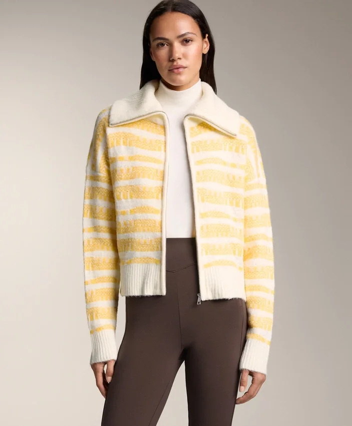 Casaco de malha jacquard às riscas Casaco de malha jacquard às riscas