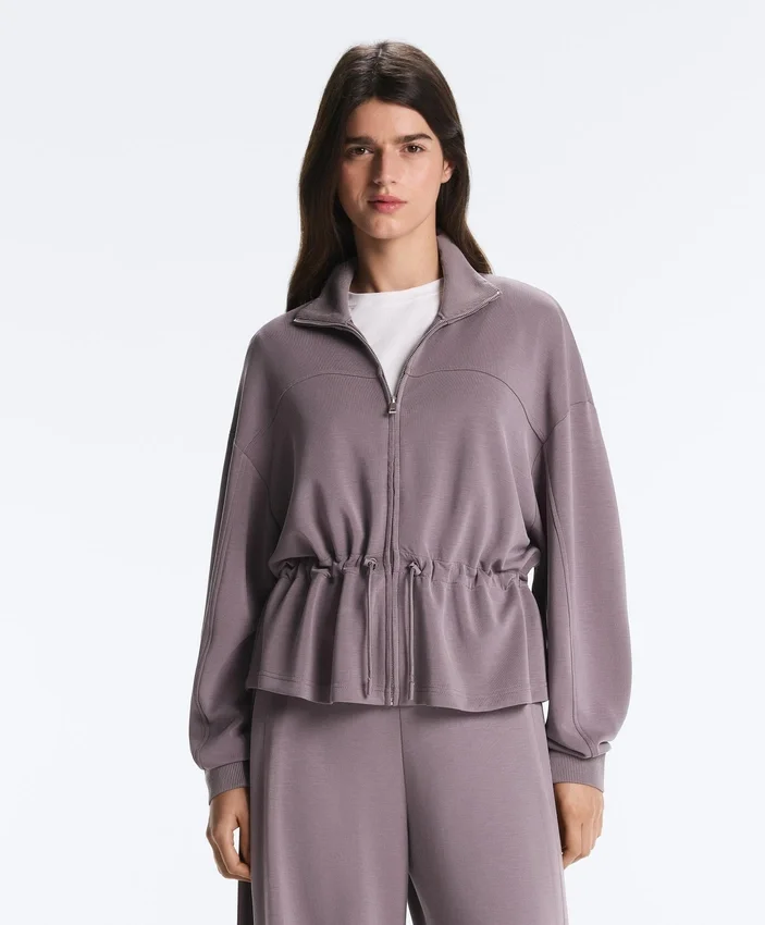 Casaco em modal Soft Touch com cintura ajustável e gola alta Casaco em modal Soft Touch com cintura ajustável e gola alta
