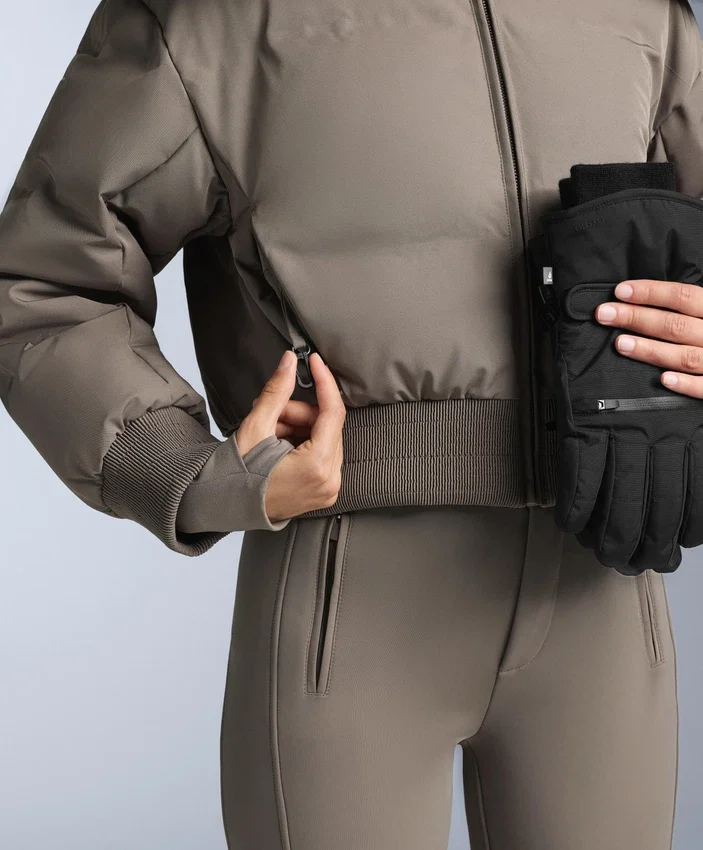 Casaco Minardi Piume Ski resistente à água, 80% de penugem e 20% de penas Casaco Minardi Piume Ski resistente à água, 80% de penugem e 20% de penas