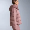Casaco Minardi Piume Ski resistente à água, 80% de penugem e 20% de penas Casaco Minardi Piume Ski resistente à água, 80% de penugem e 20% de penas