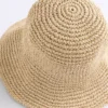Chapéu de pescador trançado com efeito de ráfia
