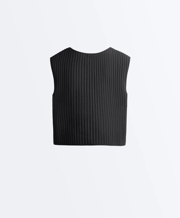 Colete fino acolchoado em nylon Colete fino acolchoado em nylon
