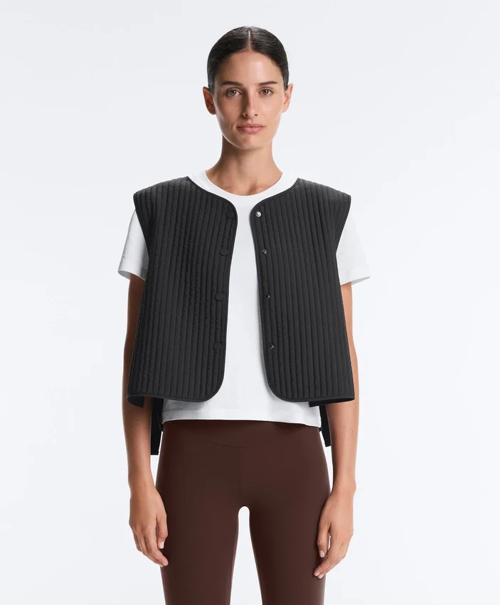 Colete fino acolchoado em nylon Colete fino acolchoado em nylon