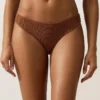 Cueca clássica de biquíni com efeito amarrotado