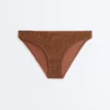Cueca clássica de biquíni com efeito amarrotado