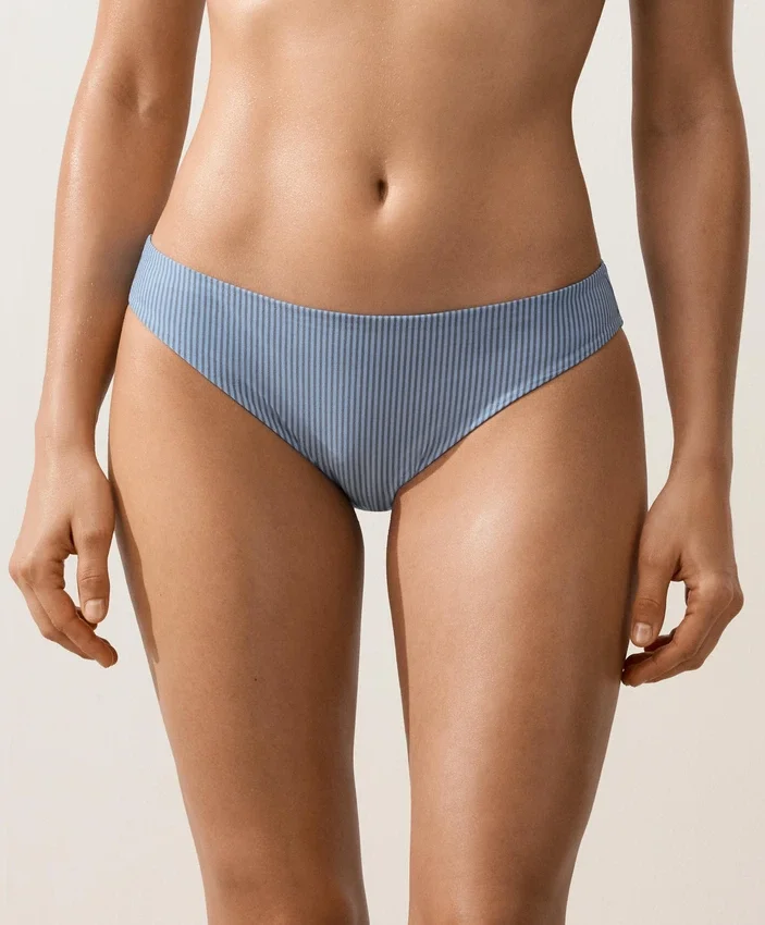 Cueca clássica de biquíni às riscas Cueca clássica de biquíni às riscas