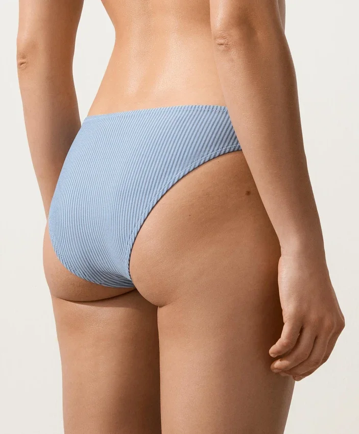 Cueca clássica de biquíni às riscas Cueca clássica de biquíni às riscas