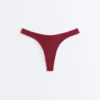 Cueca de biquíni brasileiro com corte em U em jacquard de mini xadrez Cueca de biquíni brasileiro com corte em U em jacquard de mini xadrez