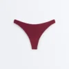 Cueca de biquíni brasileiro com corte em U em jacquard de mini xadrez Cueca de biquíni brasileiro com corte em U em jacquard de mini xadrez