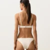 Cueca de biquíni de cobertura média com corte em U e croché com textura bolha
