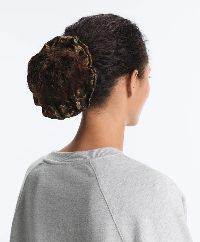 Elásticos de cabelo grandes em jacquard com padrão de leopardo Elásticos de cabelo grandes em jacquard com padrão de leopardo