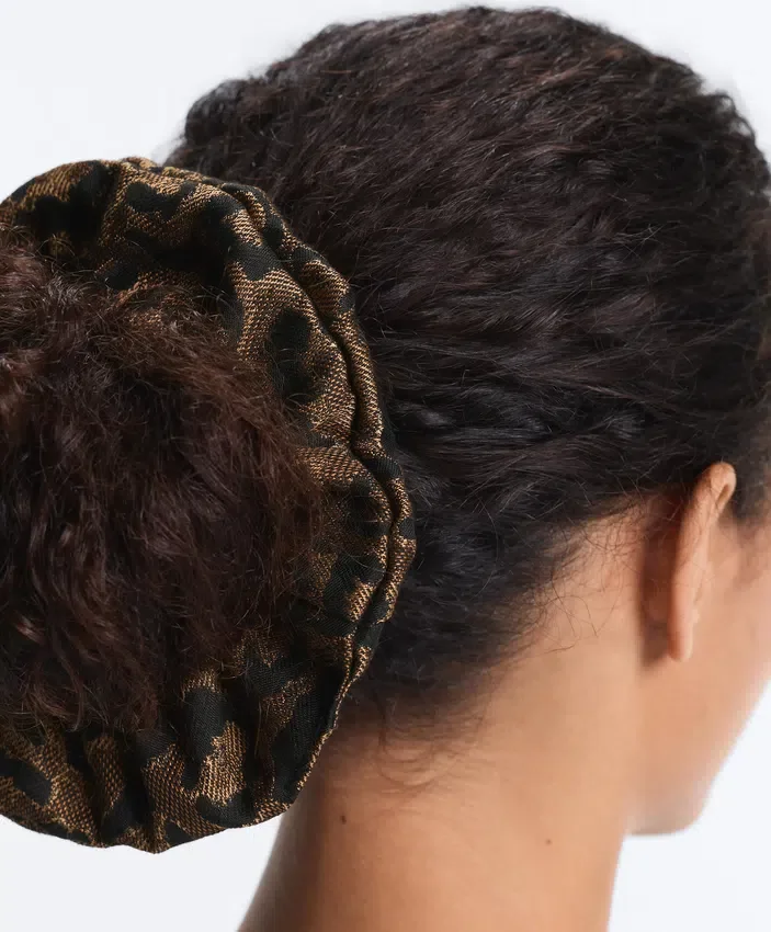 Elásticos de cabelo grandes em jacquard com padrão de leopardo Elásticos de cabelo grandes em jacquard com padrão de leopardo