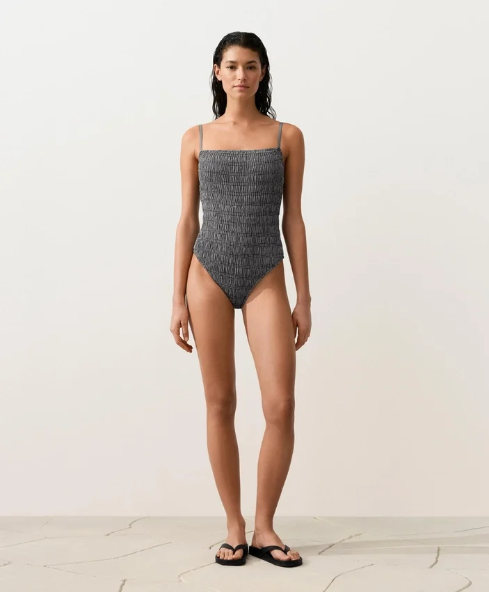Fato de banho bandeau em tecido smock xadrez Fato de banho bandeau em tecido smock xadrez