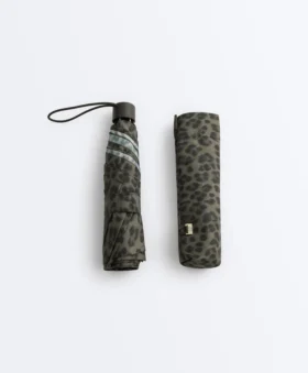 Guarda-chuvas leve com padrão leopardo Guarda-chuvas leve com padrão leopardo