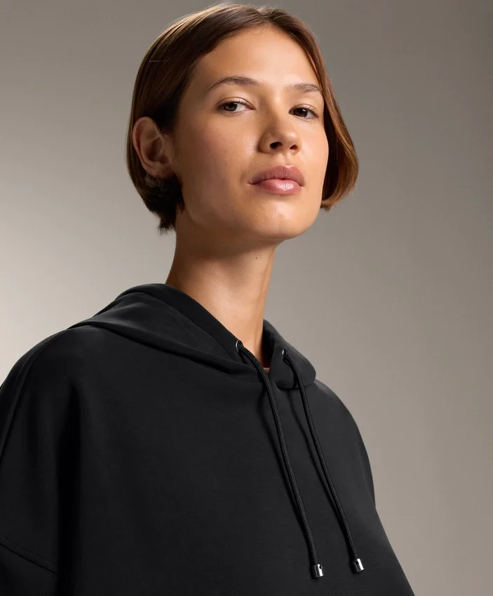 Hoodie com capuz de corte largo em modal escovado Hoodie com capuz de corte largo em modal escovado