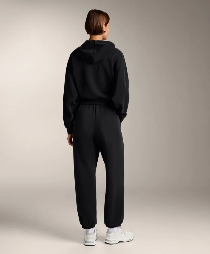 Hoodie com capuz de corte largo em modal escovado Hoodie com capuz de corte largo em modal escovado