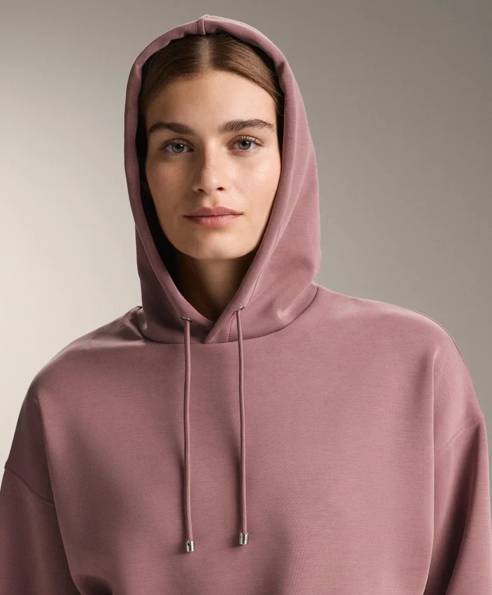 Hoodie com capuz de corte largo em modal escovado Hoodie com capuz de corte largo em modal escovado