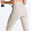 Leggings até ao tornozelo com cintura alta, Compressive, refletoras e Core Control Leggings até ao tornozelo com cintura alta, Compressive, refletoras e Core Control