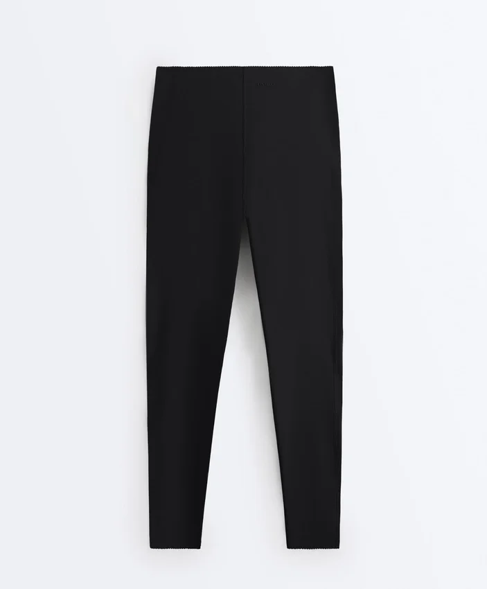 Leggings até ao tornozelo com controlo Core Control extra compressivo Leggings até ao tornozelo com controlo Core Control extra compressivo