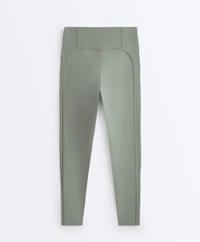 Leggings Comfortlux de cintura alta com cano até ao tornozelo Leggings Comfortlux de cintura alta com cano até ao tornozelo