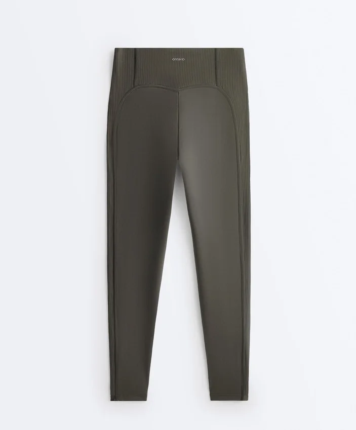 Leggings Comfortlux de cintura alta com cano até ao tornozelo Leggings Comfortlux de cintura alta com cano até ao tornozelo
