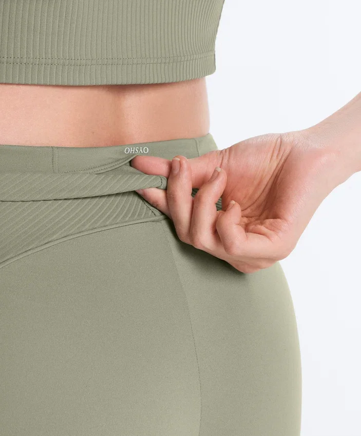Leggings Comfortlux de cintura alta com cano até ao tornozelo Leggings Comfortlux de cintura alta com cano até ao tornozelo