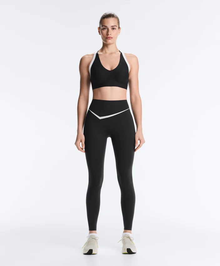 Sutiã desportivo de contraste com suporte médio Perfect-Adapt Sutiã desportivo de contraste com suporte médio Perfect-Adapt