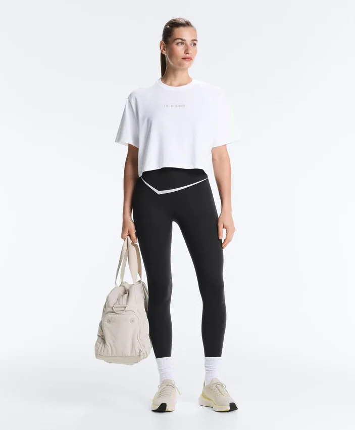 Leggings de cintura alta até ao tornozelo Perfect-Adapt com detalhes contrastantes Leggings de cintura alta até ao tornozelo Perfect-Adapt com detalhes contrastantes