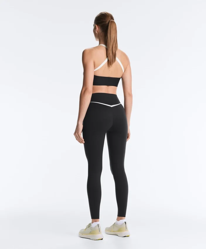 Sutiã desportivo de contraste com suporte médio Perfect-Adapt Sutiã desportivo de contraste com suporte médio Perfect-Adapt