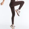 Leggings de cintura alta com controlo Core Control do tronco, comprimento até ao tornozelo e detalhe ondulado Leggings de cintura alta com controlo Core Control do tronco, comprimento até ao tornozelo e detalhe ondulado
