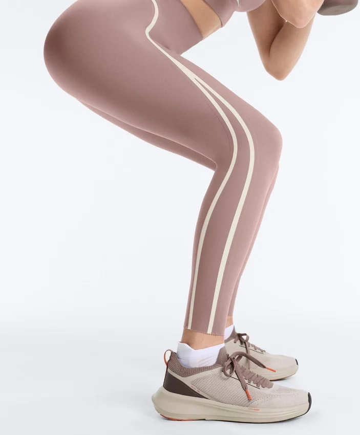 Leggings de cintura alta, Compressive, com Core Control e comprimento até ao tornozelo, com detalhes contrastantes Leggings de cintura alta, Compressive, com Core Control e comprimento até ao tornozelo, com detalhes contrastantes