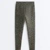 Leggings Evermove com estampa de leopardo, cintura alta e comprimento até ao tornozelo Leggings Evermove com estampa de leopardo, cintura alta e comprimento até ao tornozelo