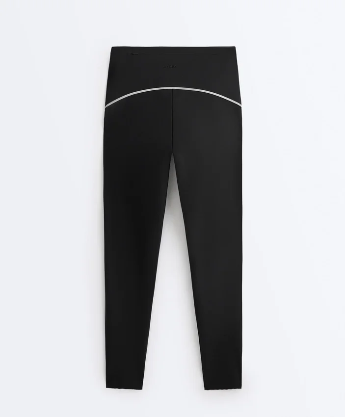 Leggings refletoras de cintura alta, Compressive e com Core Control, até ao tornozelo Leggings refletoras de cintura alta, Compressive e com Core Control, até ao tornozelo