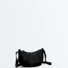 Mini bolsa a tiracolo acolchoada