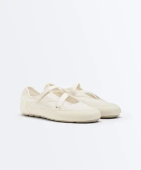 Sapatos rasos desportivos em nylon