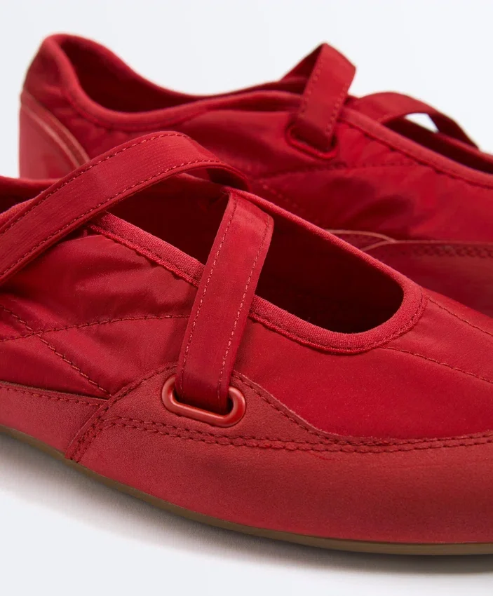 Sapatos rasos desportivos em nylon Sapatos rasos desportivos em nylon