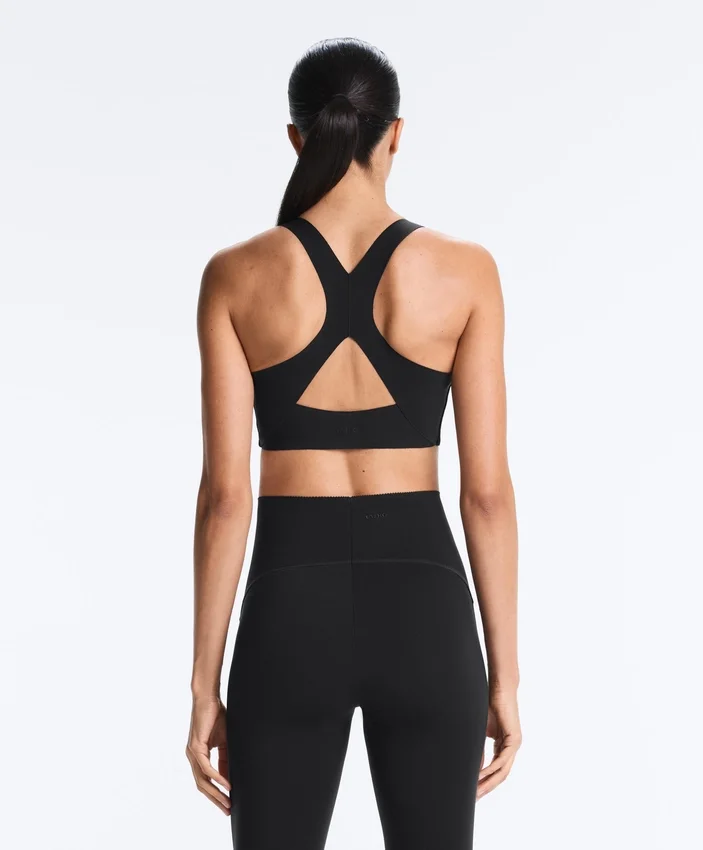 Sutiã Compressive com suporte médio e copas Sutiã Compressive com suporte médio e copas