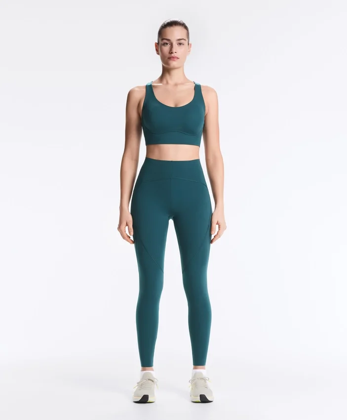 Sutiã Compressive com suporte médio e copas Sutiã Compressive com suporte médio e copas