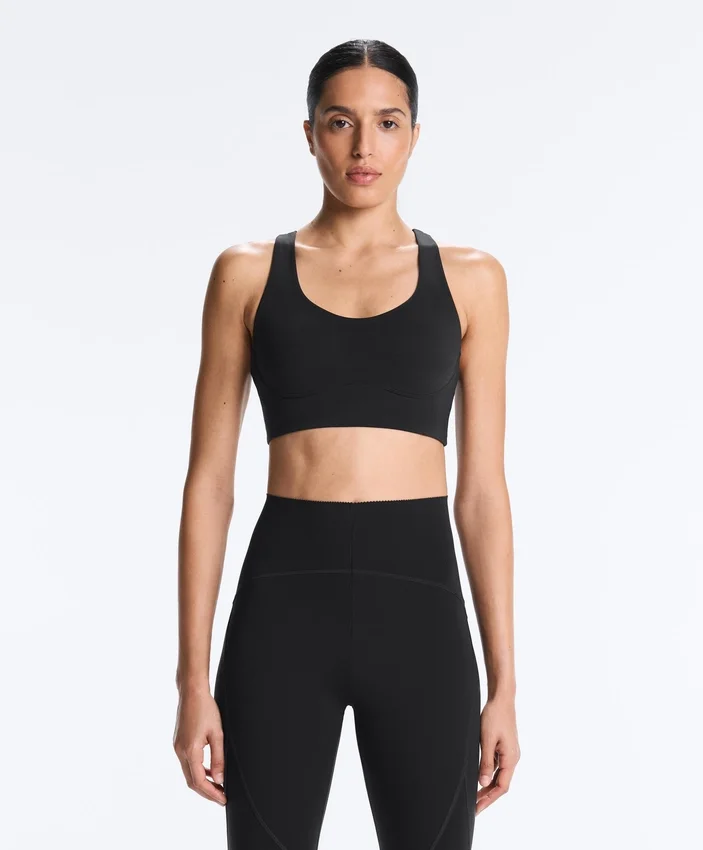 Sutiã Compressive com suporte médio e copas Sutiã Compressive com suporte médio e copas