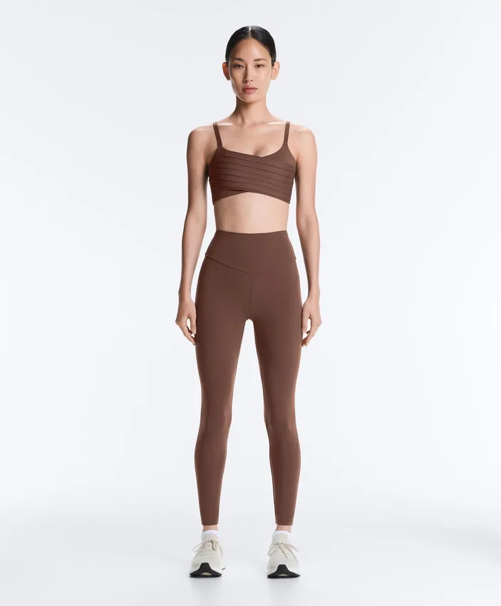 Sutiã desportivo Comfortlux de apoio médio com pregas Sutiã desportivo Comfortlux de apoio médio com pregas