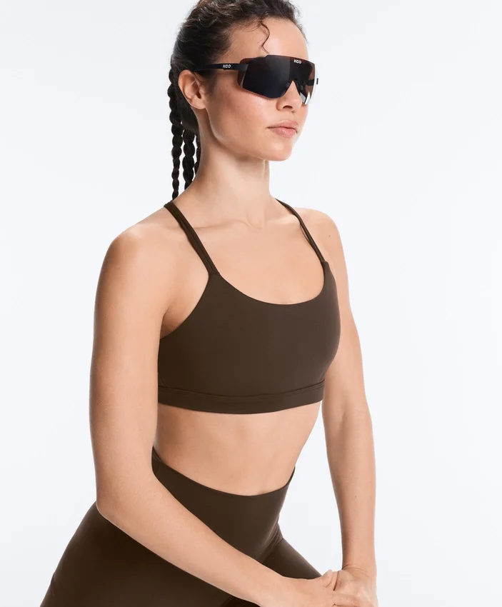Sutiã desportivo Comfortlux de suporte leve com alças cruzadas Sutiã desportivo Comfortlux de suporte leve com alças cruzadas