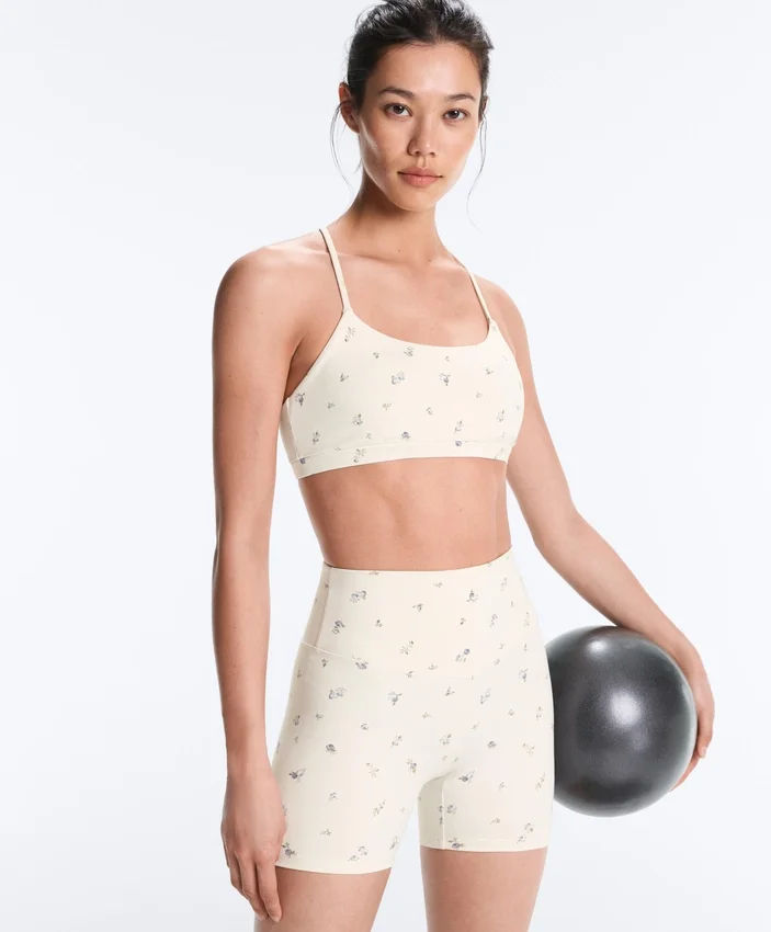 Sutiã desportivo Evermove de apoio leve com estampado floral Sutiã desportivo Evermove de apoio leve com estampado floral