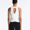 T-shirt Comfortlux com costas cruzadas T-shirt Comfortlux com costas cruzadas
