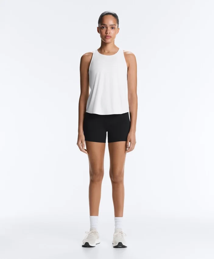 T-shirt Comfortlux com costas cruzadas T-shirt Comfortlux com costas cruzadas
