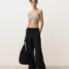 Top de biquíni halter em jacquard com bolinhas Top de biquíni halter em jacquard com bolinhas