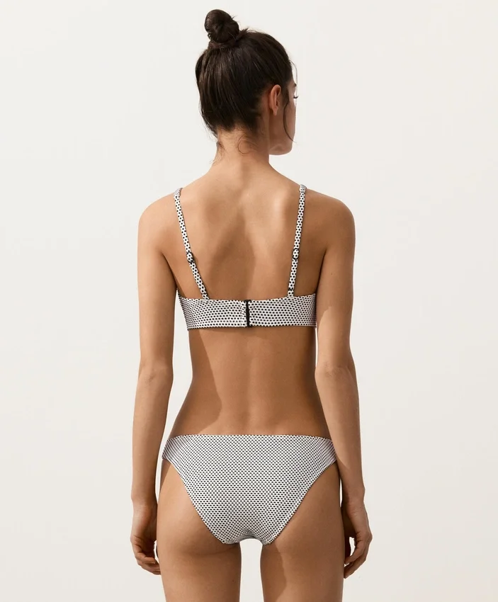 Top de biquíni halter em jacquard com bolinhas Top de biquíni halter em jacquard com bolinhas