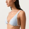 Top de biquíni triangular com alças halter e textura às riscas Top de biquíni triangular com alças halter e textura às riscas