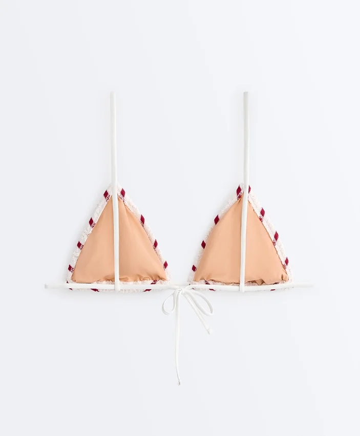 Top de biquíni triangular com riscas em croché Top de biquíni triangular com riscas em croché