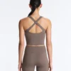Tops Comfortlux sem mangas com corte cruzado Tops Comfortlux sem mangas com corte cruzado