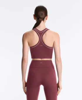 Tops Comfortlux sem mangas com decote halter